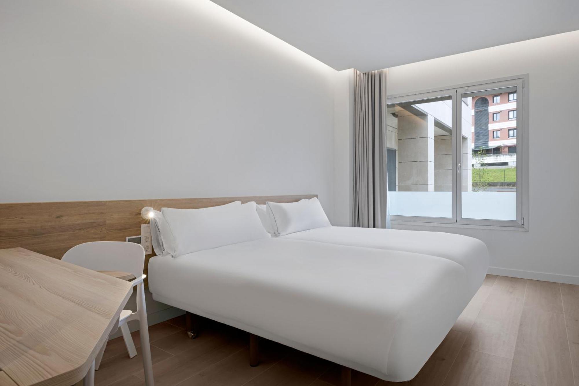 B&B Hotel Castro Urdiales Bagian luar foto